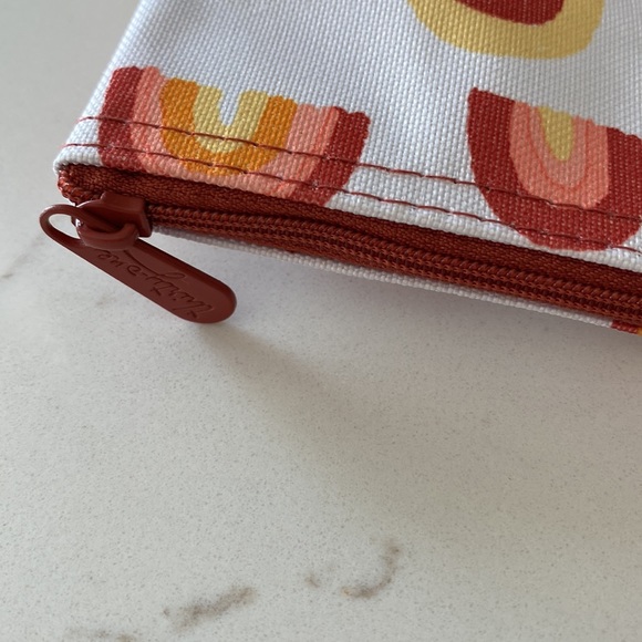 Thirty-One Zipper Pouch - Boho Rainbows - Picture 4 of 8